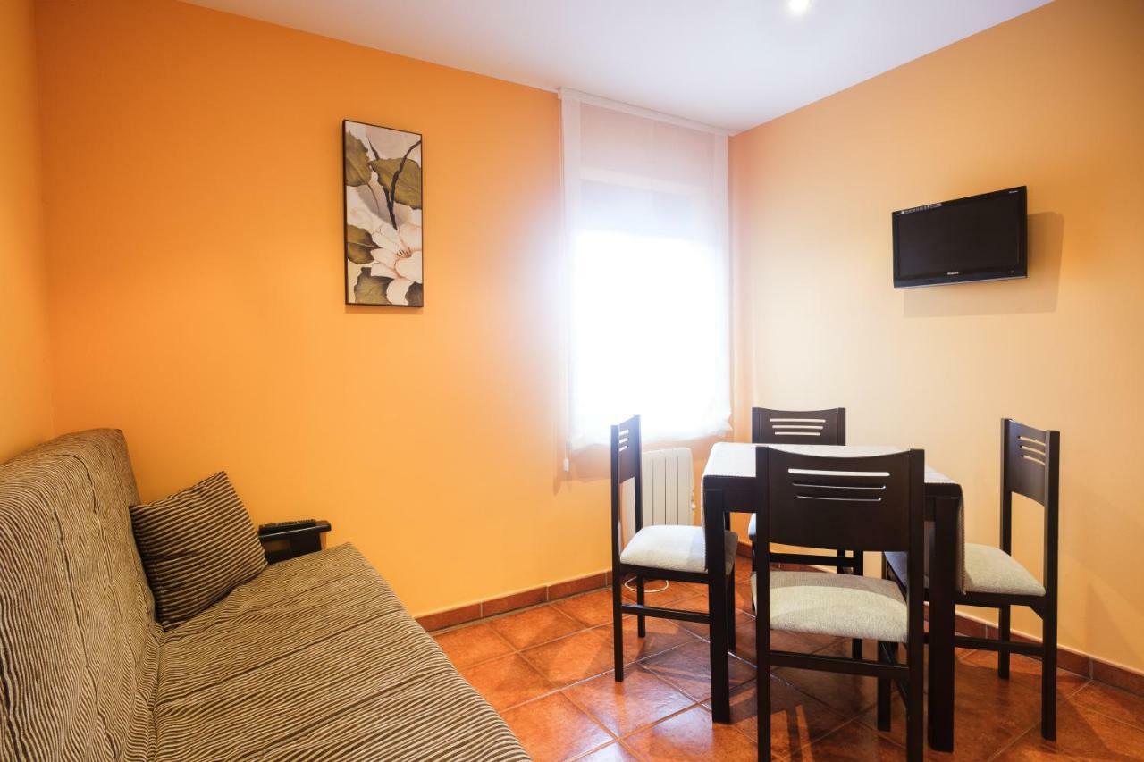 Apartamentos De Herminia Manzaneda  Екстериор снимка