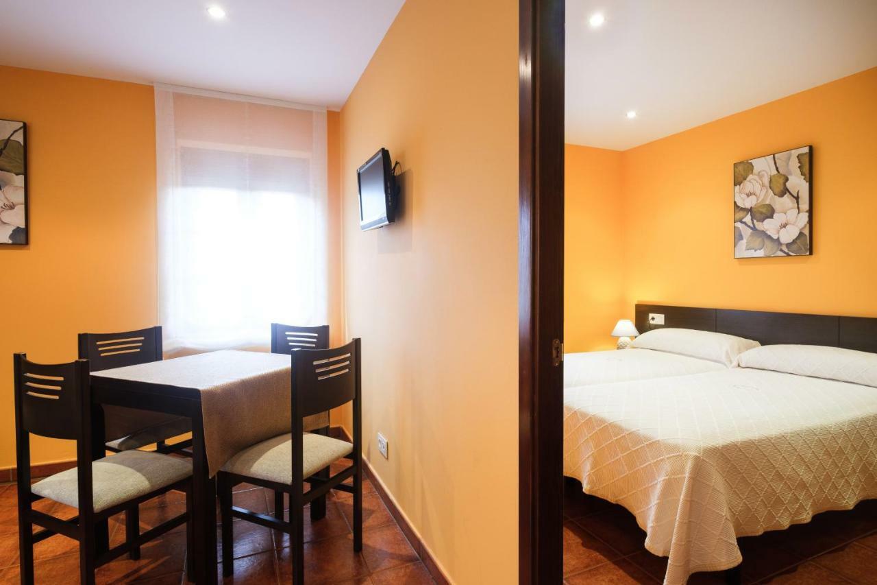 Apartamentos De Herminia Manzaneda  Екстериор снимка