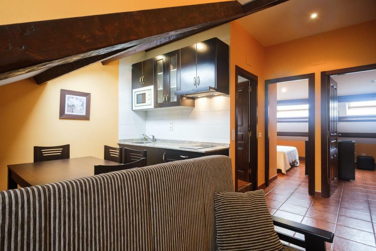Apartamentos De Herminia Manzaneda  Екстериор снимка